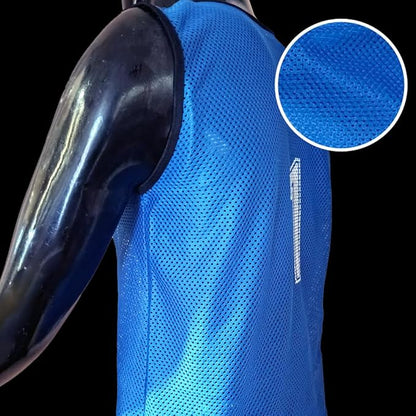 Training Bibs Scrimmage Vests Pennies | Set of 1 to 10 | Bright Blue Sports Pinnies | Lightweight Training Vests | Medium Size | Ideal for Soccer Basketball Football Team Sports